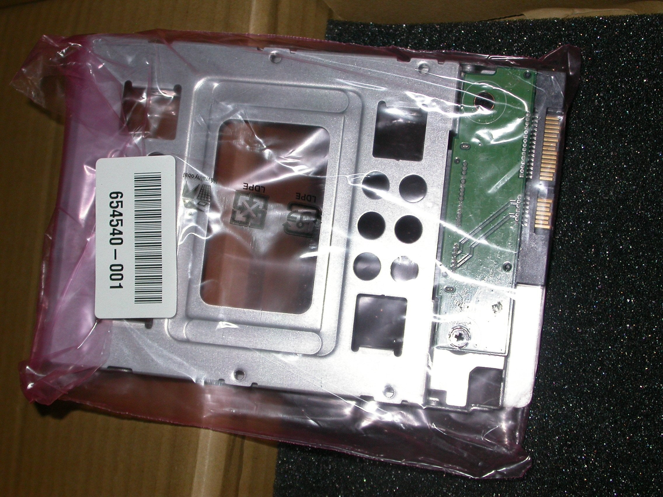 Hpe Replacement Part Carrier 2.5Hdd To 3.5Hdd Assy (S)