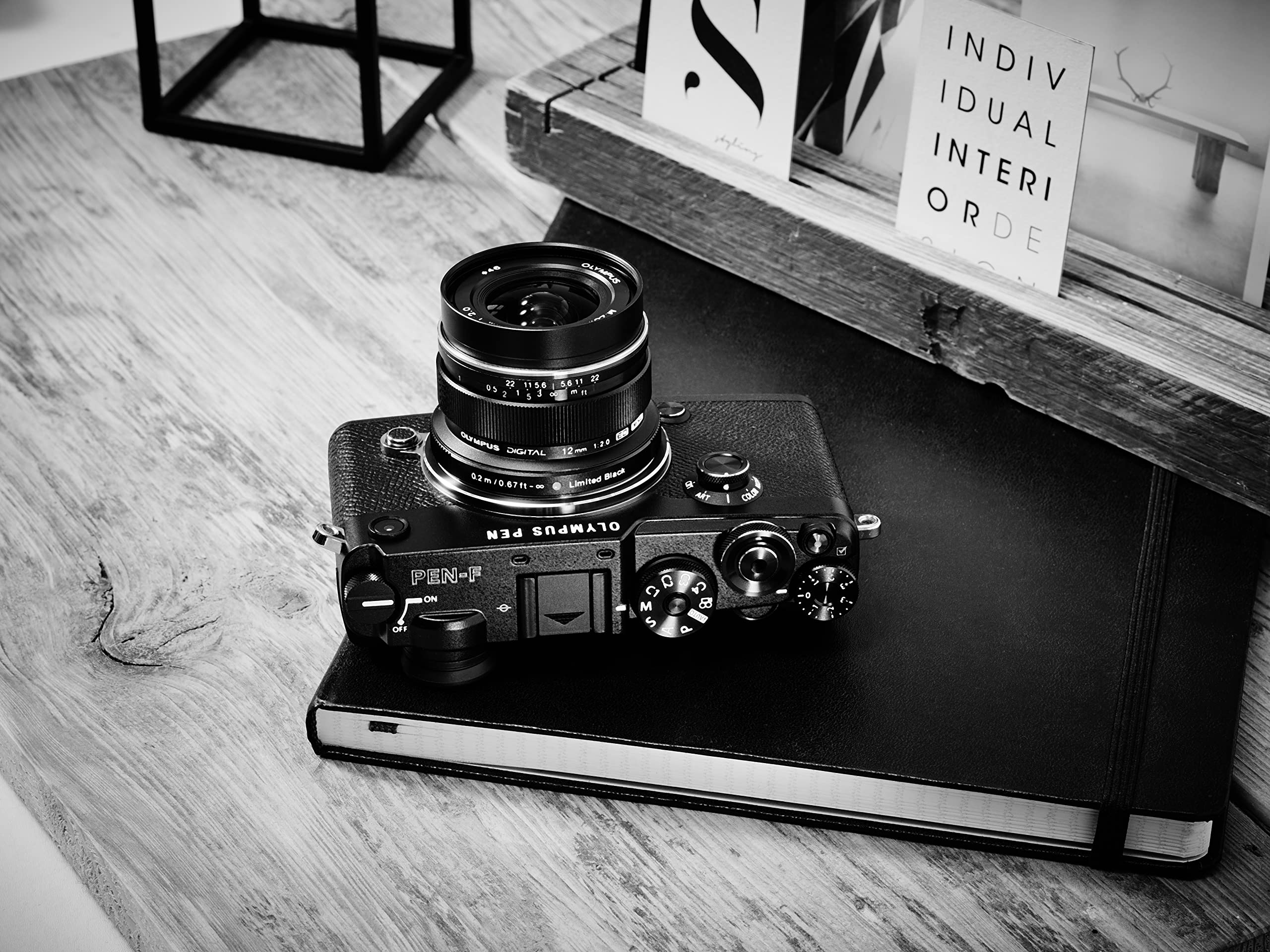 Om System Olympus M.Zuiko Digital 14-42Mm F3.5-5.6 Ez Black For Micro Four Thirds System Camera, Compact 3X Zoom Lens