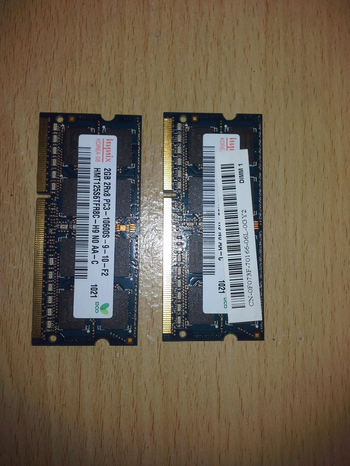 Hynix 2GB 2Rx8 PC3-8500S-7-10-F2 Laptop RAM Memory for Apple Laptops - Check for compatibility before purchasing