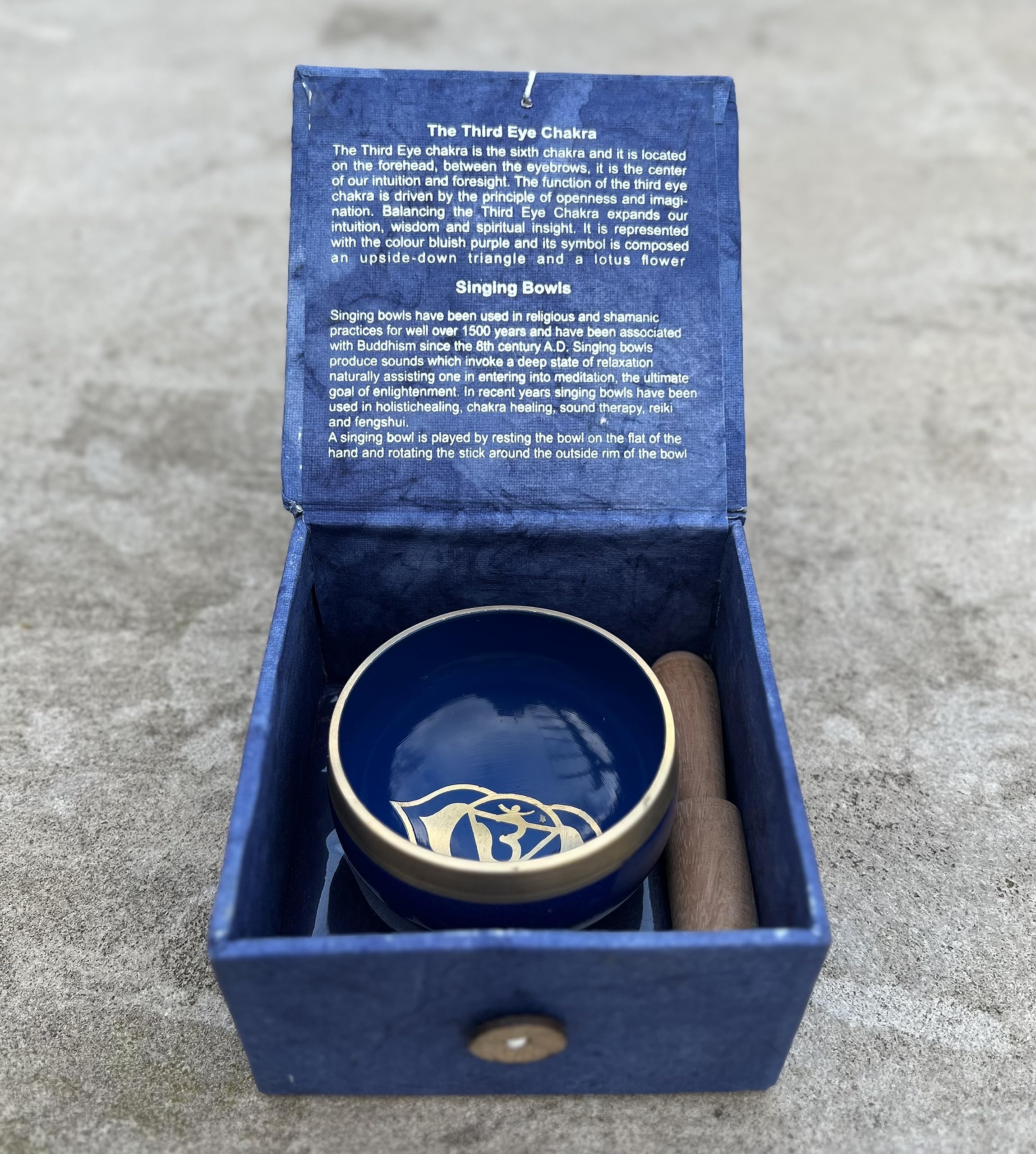 Dharmaobjects Tibetan Third Eye Chakra Premium Palm Size Singing Bowl Gift Box Set