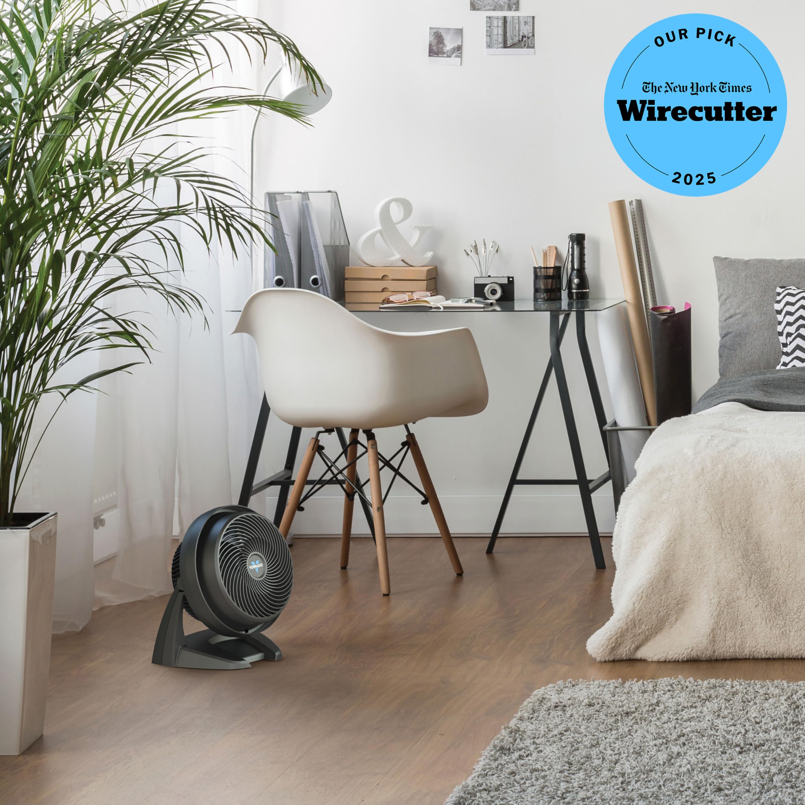 Vornado 630 Mid Size Whole Room Air Circulator Fan For Home, 3 Speeds, Adjustable Tilt, Removable Grill, 9 Inch, Moves Air 70 Fe