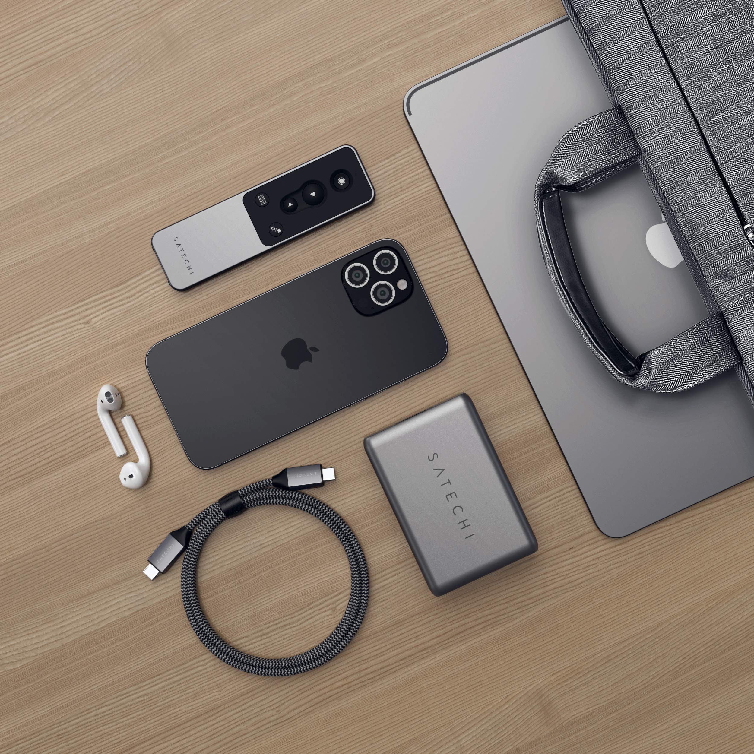 Satechi R1 Bluetooth Presentation Remote � Wireless Presenter For Powerpoint & Keynote � For M2/ M1 Macbook Pro/Air, M2/ M1 Ipad Pro/Air, M2 Mac Mini, Imac M1