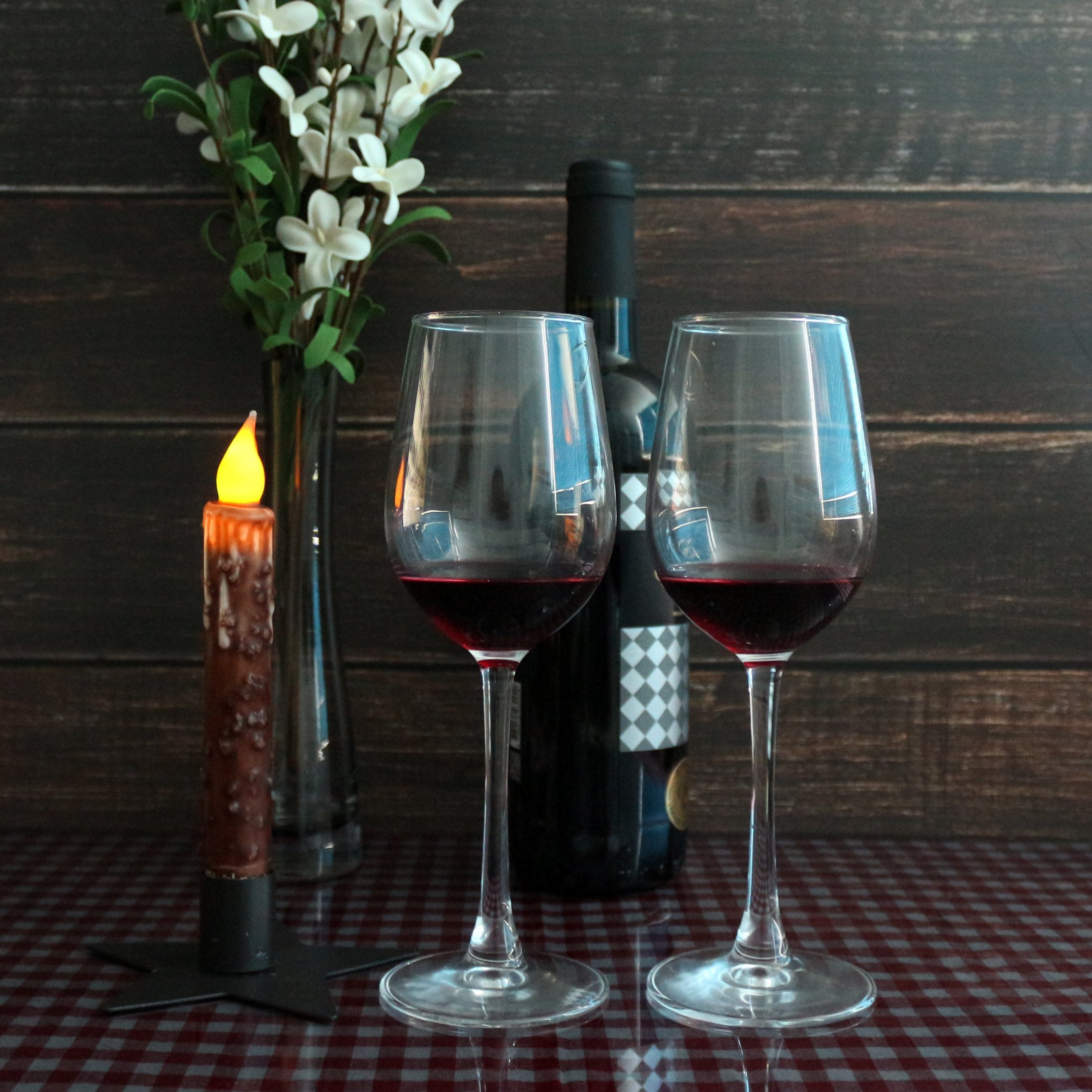 Cvhomedeco. Real Wax Hand Dipped Battery Operated Led Timer Taper Candles Country Primitive Flameless Lights D?Or, 6 3/4 Inch, C