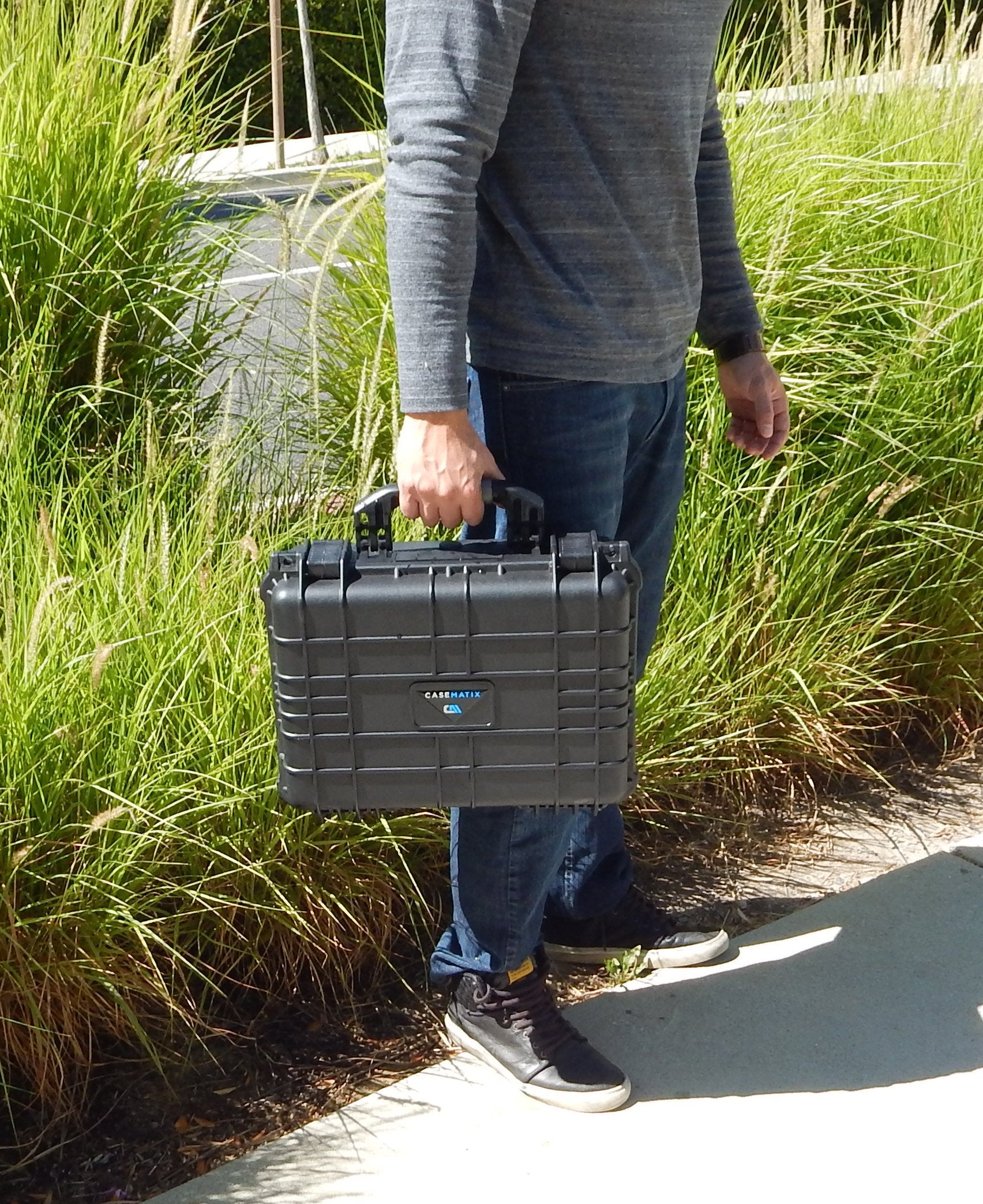 Casematix 16 Inch Travel Carrying Case 16 Inch For Mixer Controller Compatible With Behringer Xenyx 1202Fx, Q802Usb, 1002Fx, Qx1