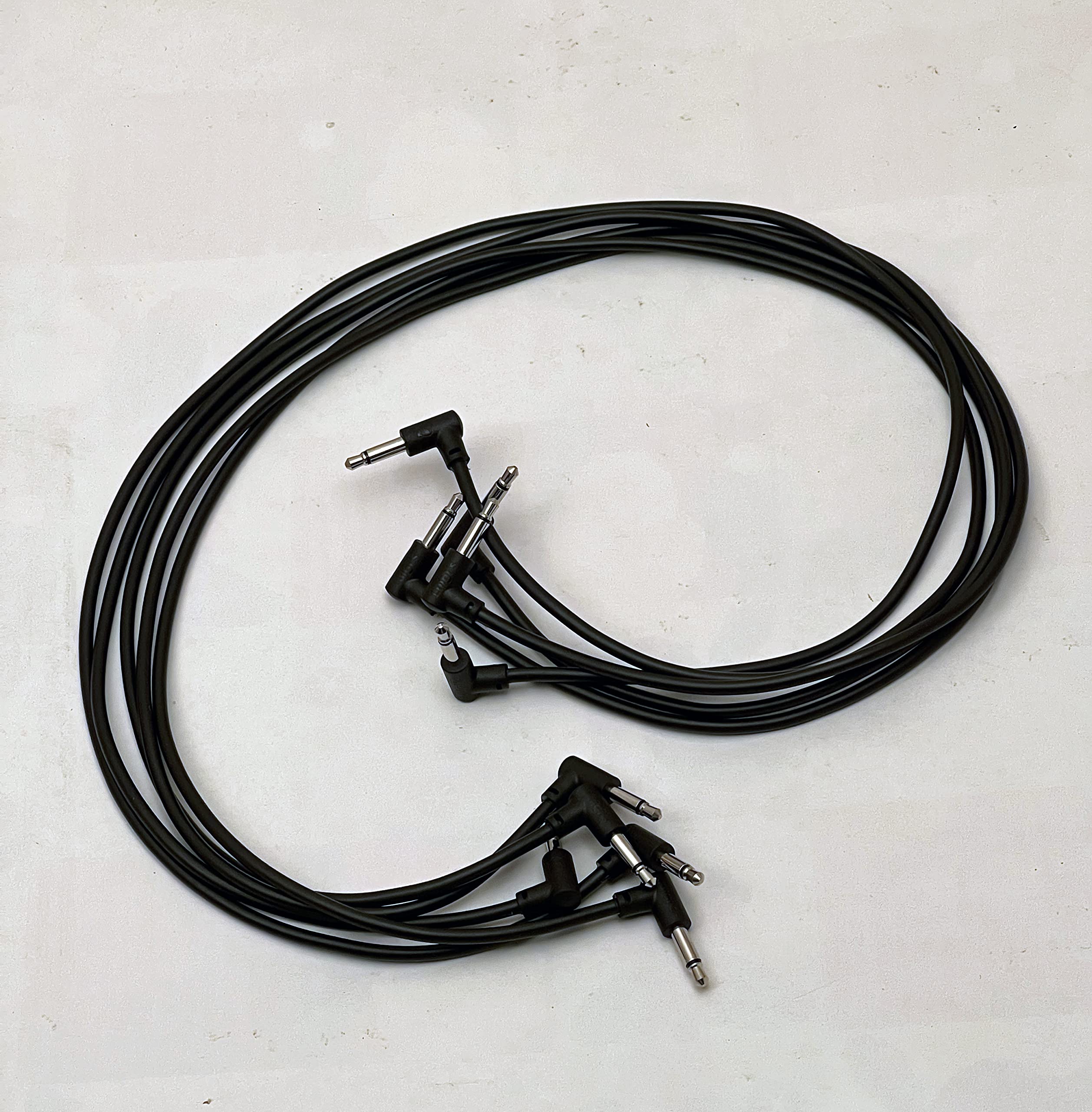 Starving Students Music Supplies Luigis Modular M Par Right Angled Eurorack Patch Cables   Package Of 5 Black Cables, 24'' (60 C