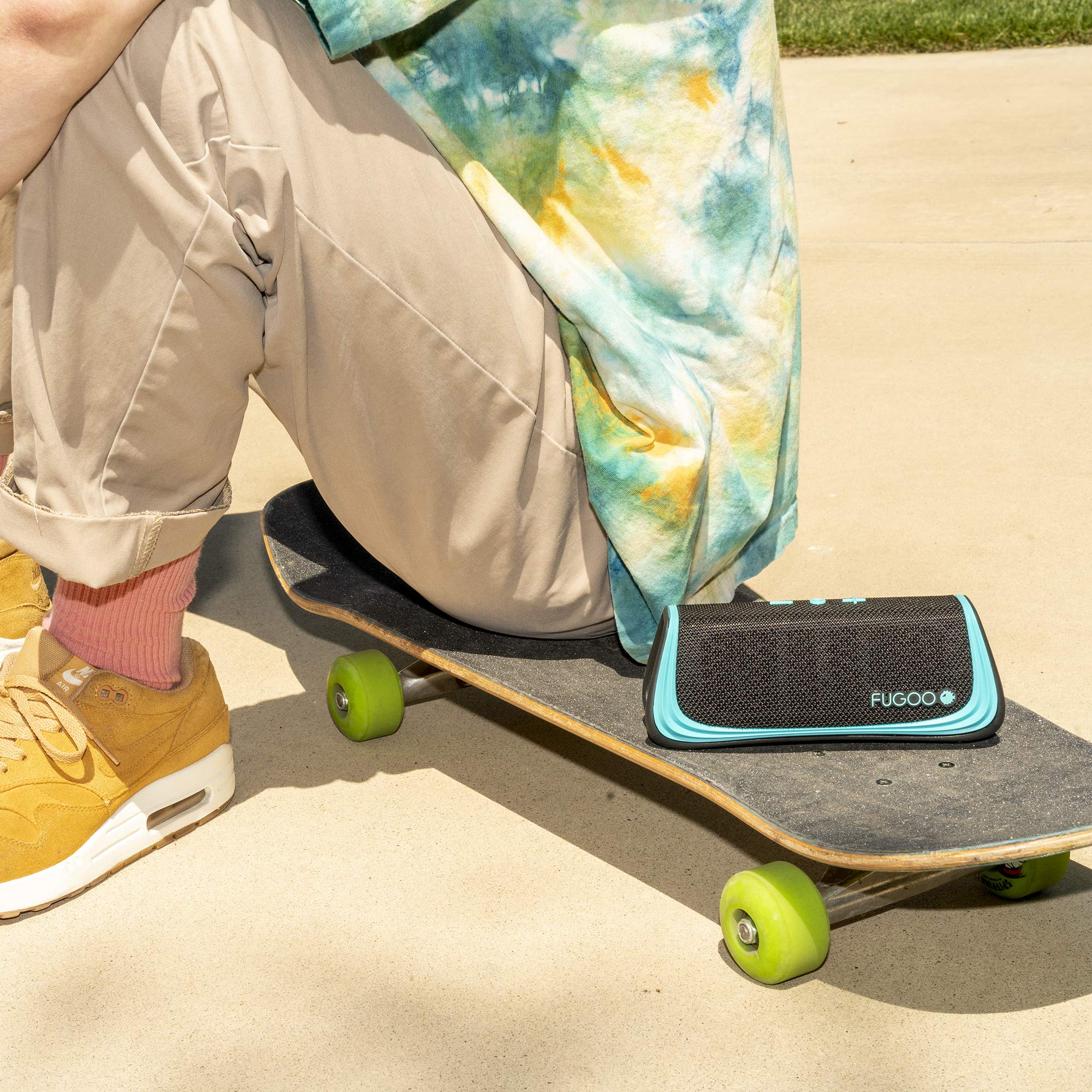 Fugoo Sport   Portable Rugged Bluetooth Wireless Speaker Waterproof Longest 40 Hrs Battery Life (Black/Teal)