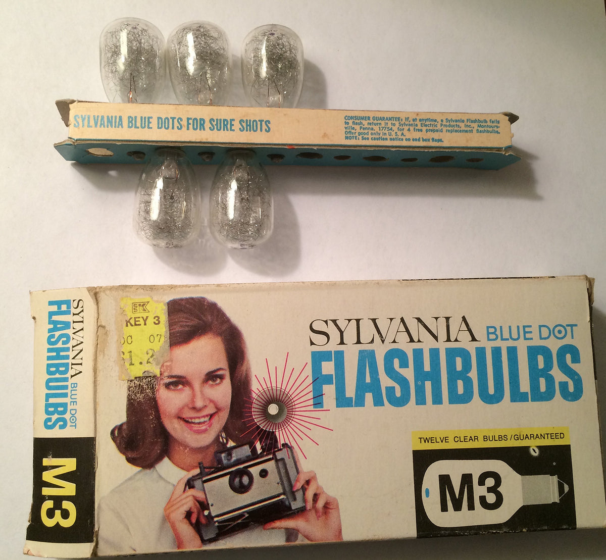 Sylvania M3 Blue Dot Camera Flashbulbs, (Pack Of 12)