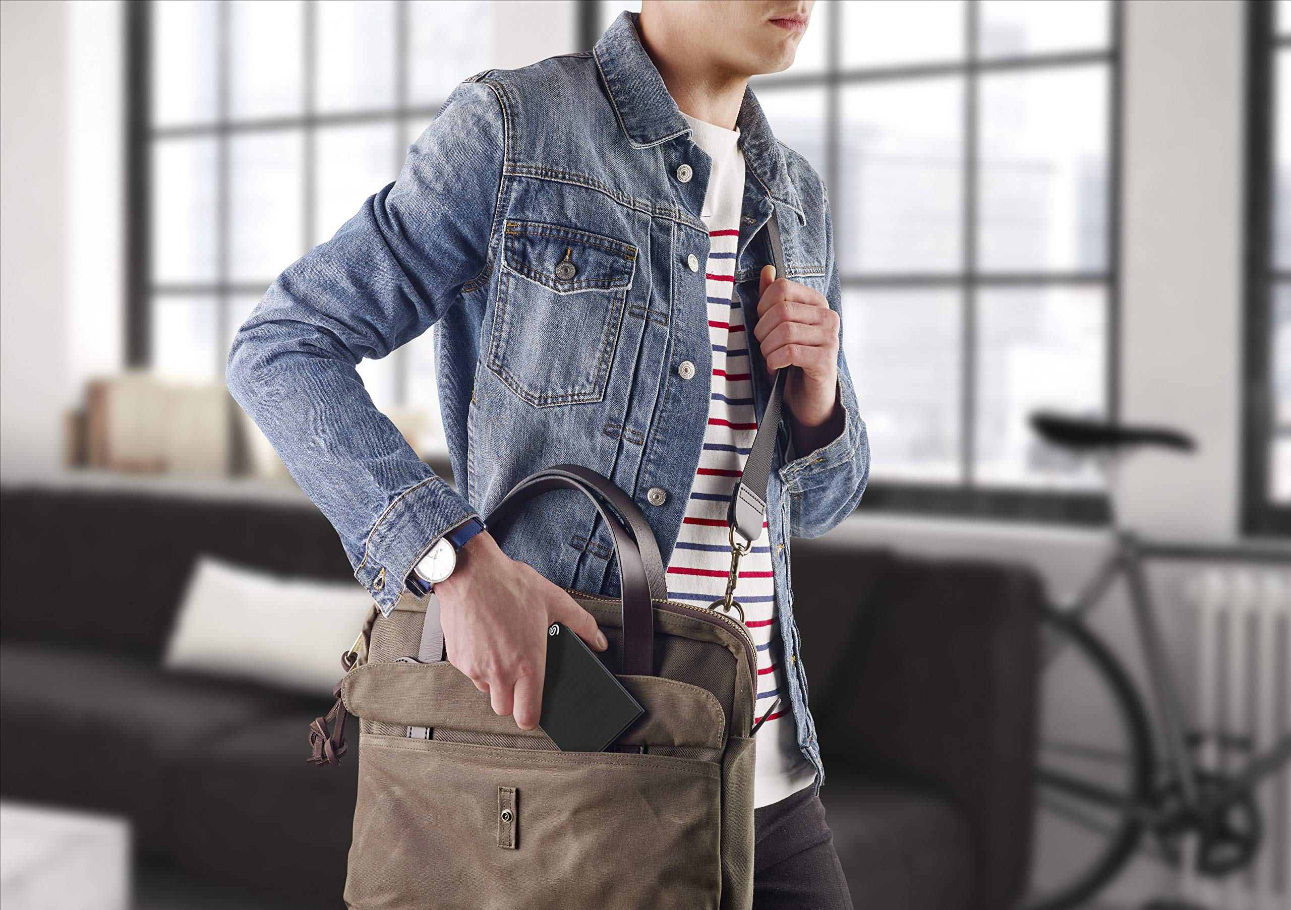 Seagate One Touch, 1Tb, Password Activated Hardware Encryption, Portable External Hard Drive, Pc, Notebook & Mac, Usb 3.0, Black