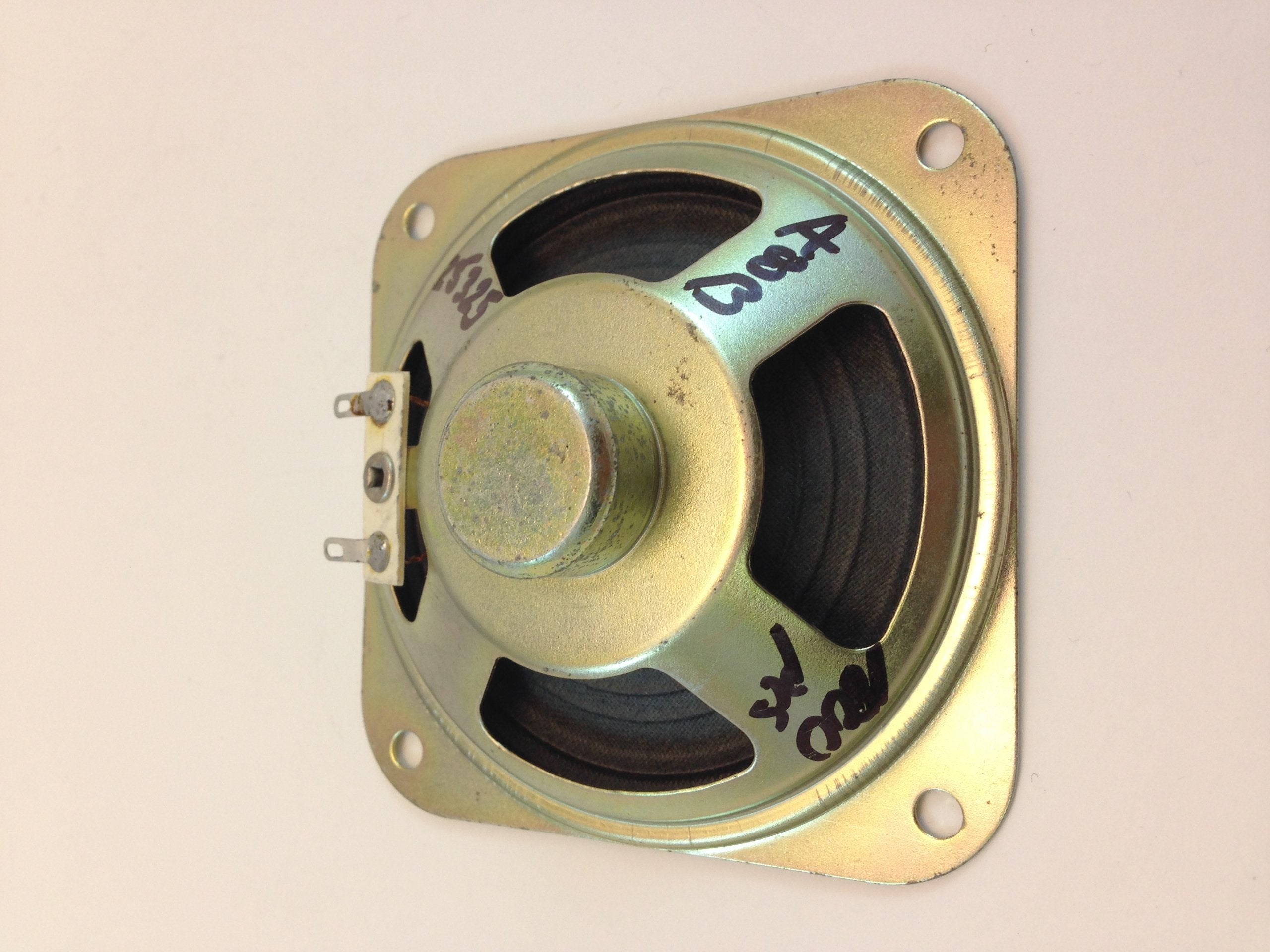 3' Replacement Speaker, Button Magnet, 3 Watts @ 8 Ohms