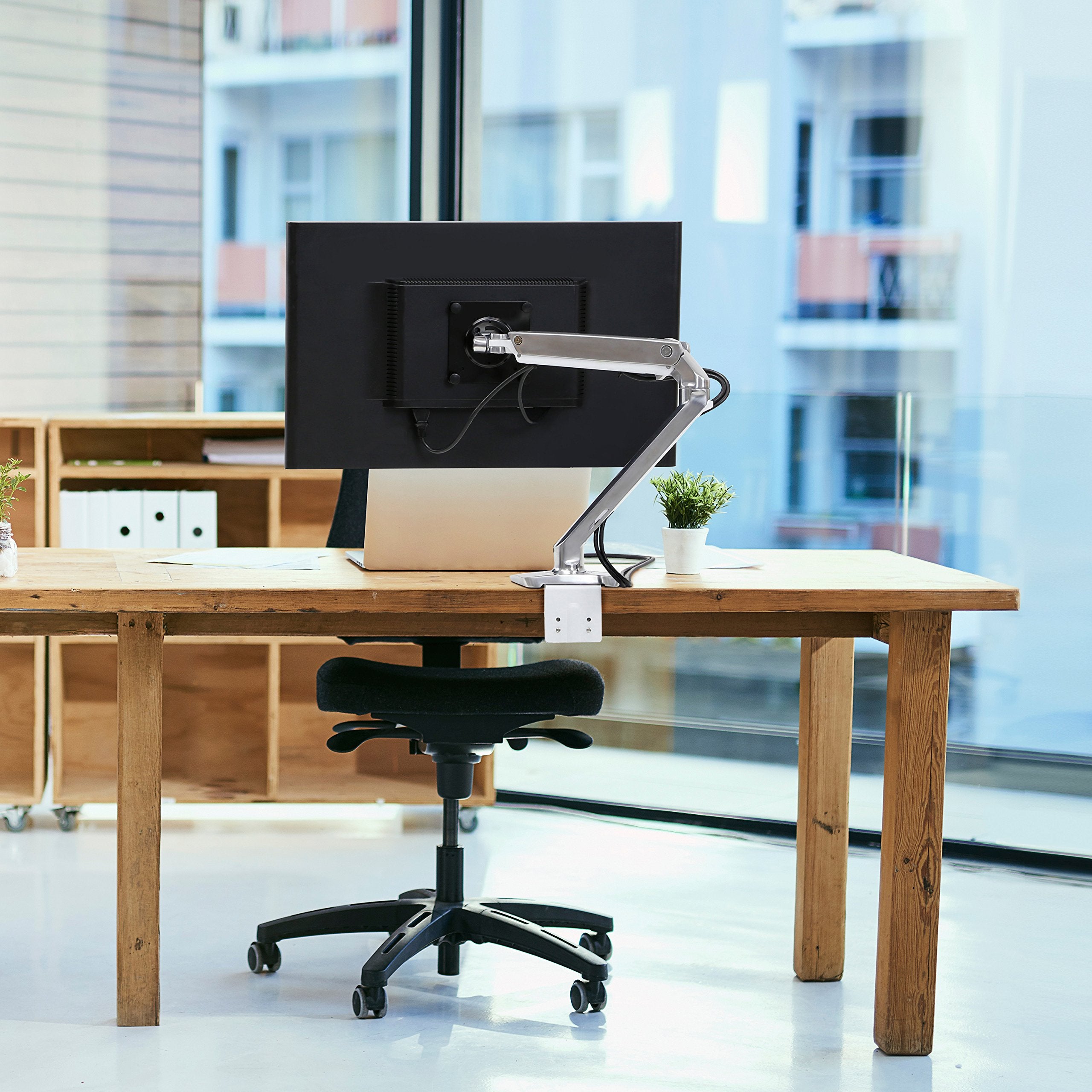 Ergotron � MXV Single Monitor Arm, VESA Desk Mount � for Monitors Up to 34 Inches, 7 to 20 lbs � Polished Aluminum