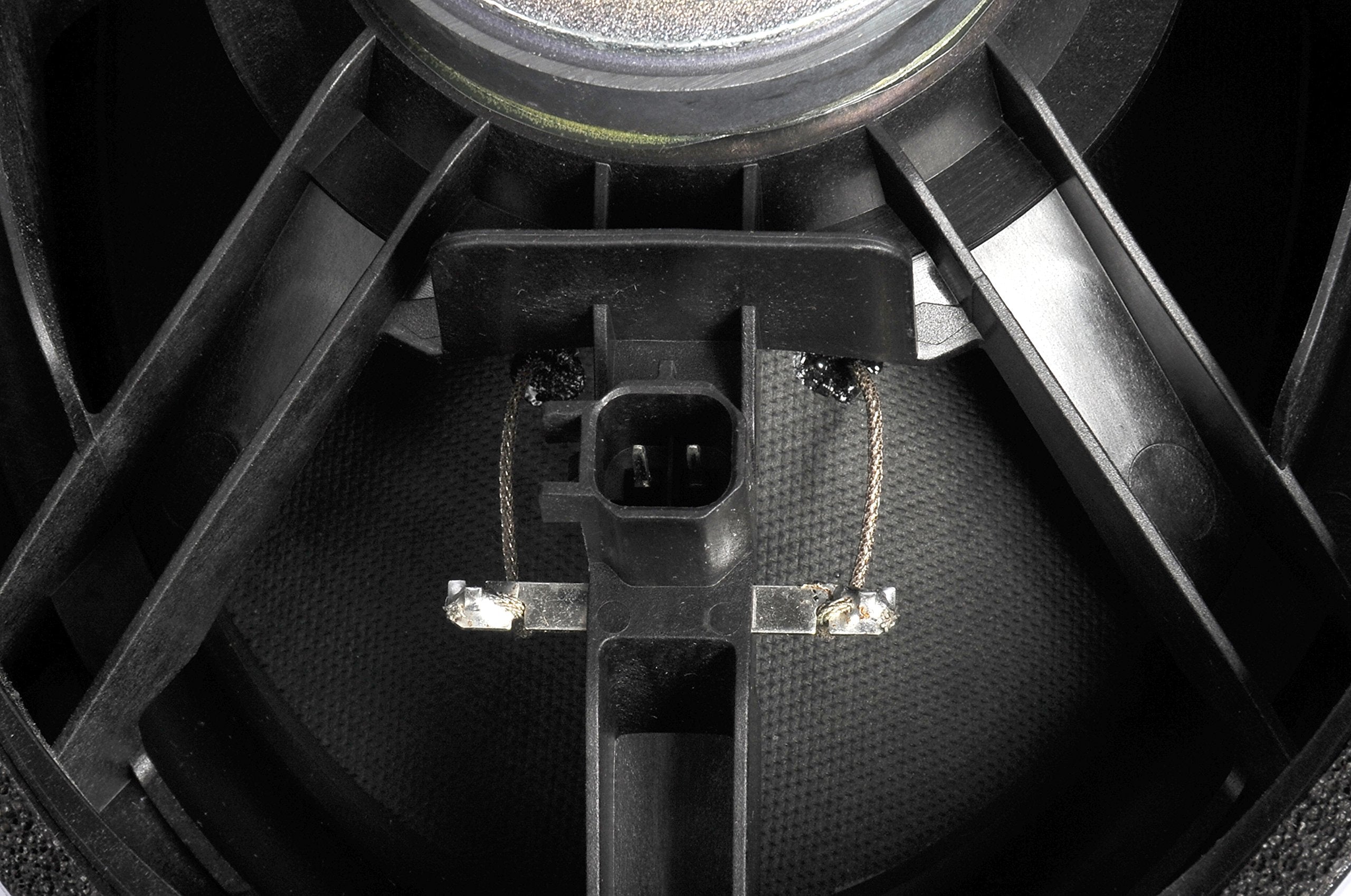 Gm Genuine Parts 22753371 Front Door Radio Speaker