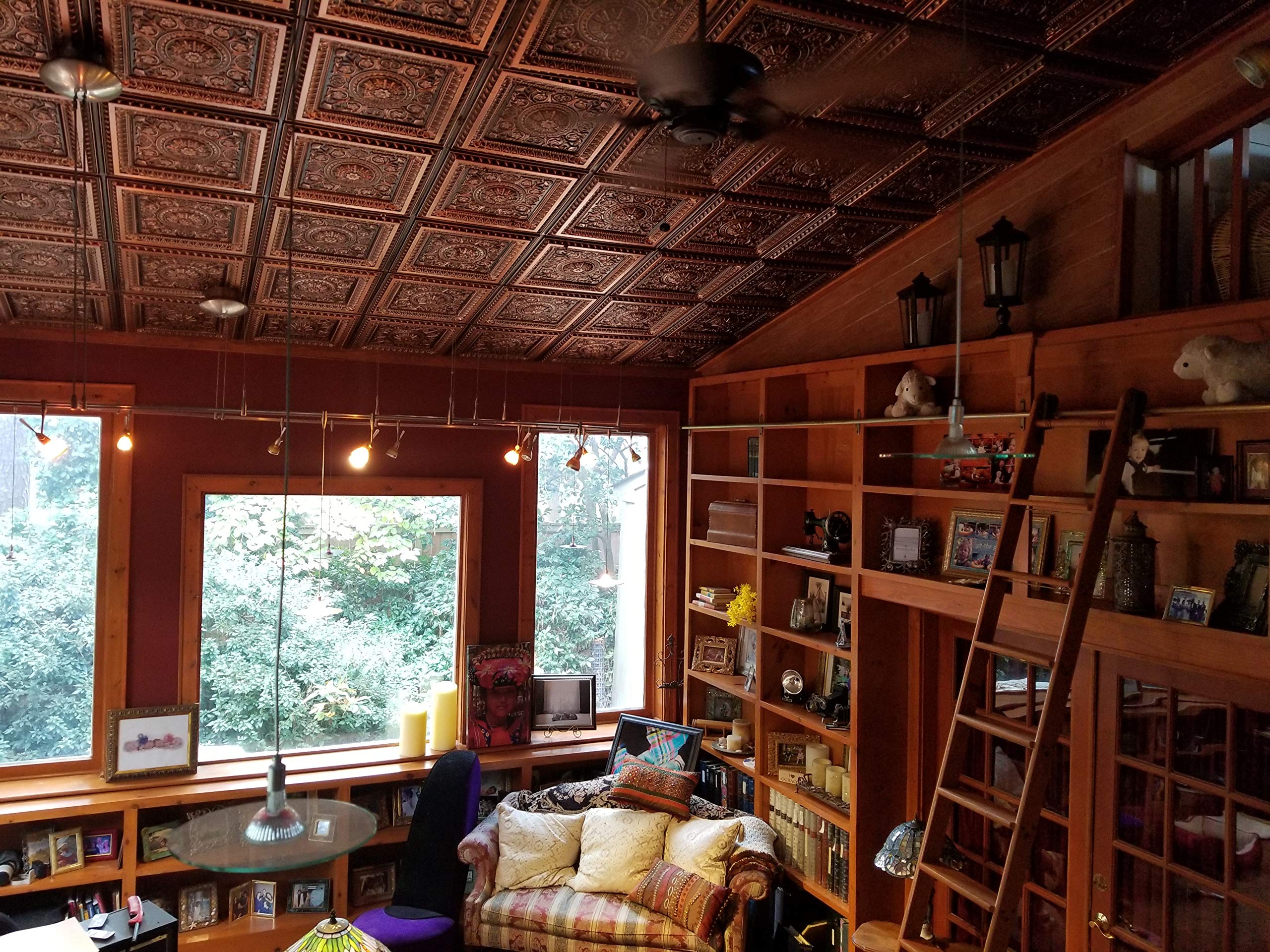 La Scala-Faux Tin Ceiling Tile - Antique Brass 25-Pack