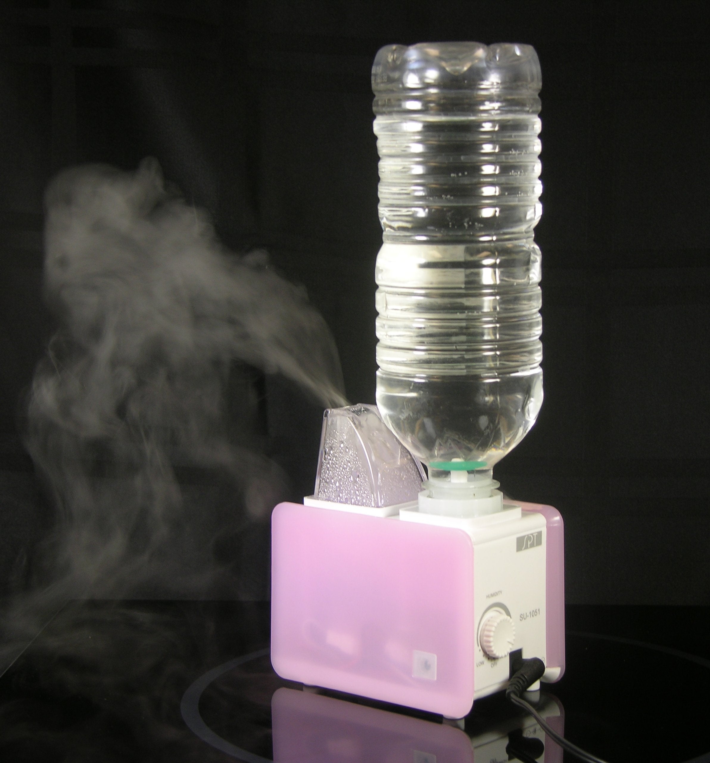 Su 1051P: Personal Humidifier (Pink/White)