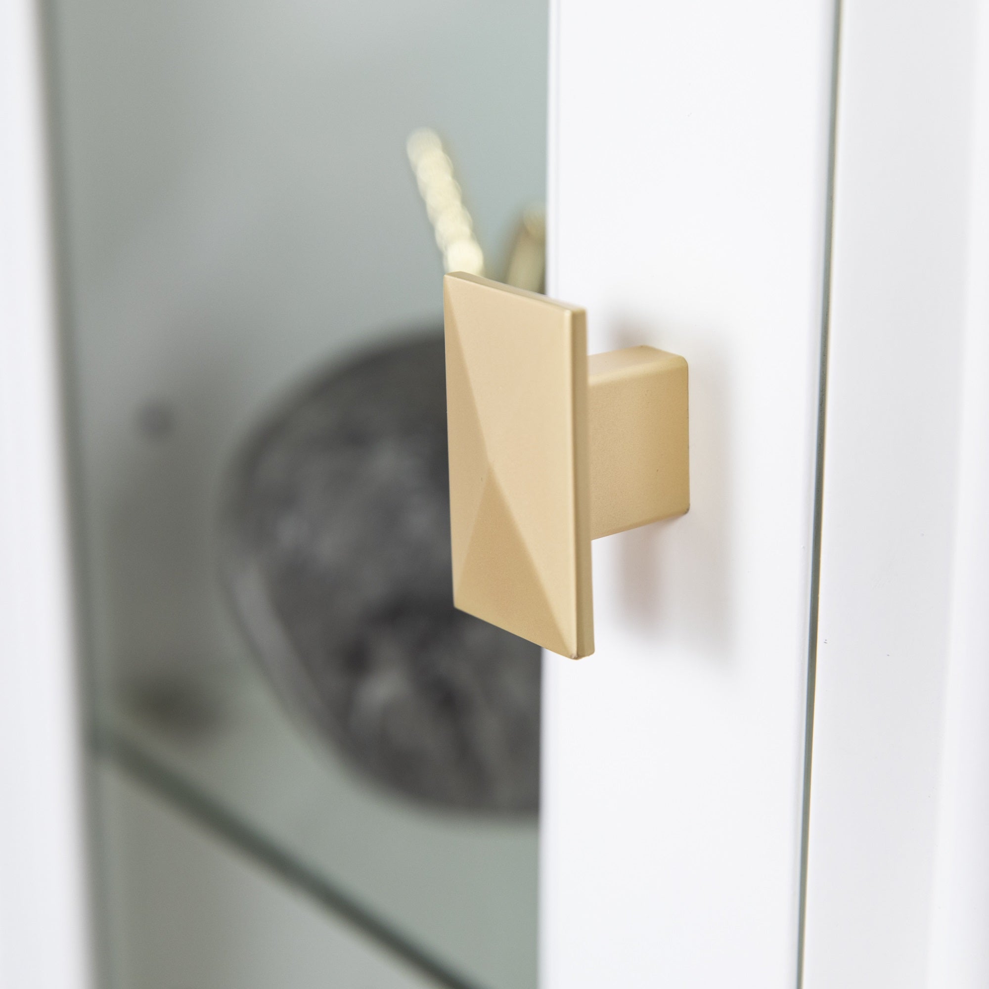 Dilvon Touch Screen Electric Media Fireplace With Storage