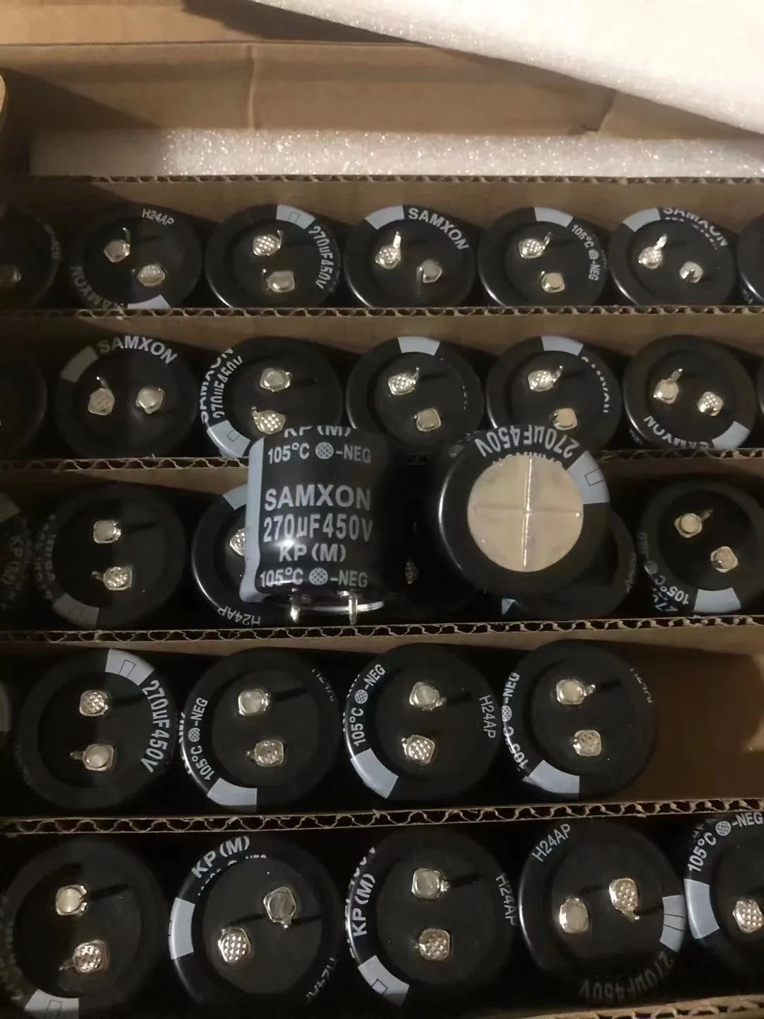 450V270uf 30x28mm 270uf450V Aluminum Electrolytic Capacitor 270MFD 450vdc 270mf450v 450v270mf 450wv270uf(M) 270uf450wv 450v270uf