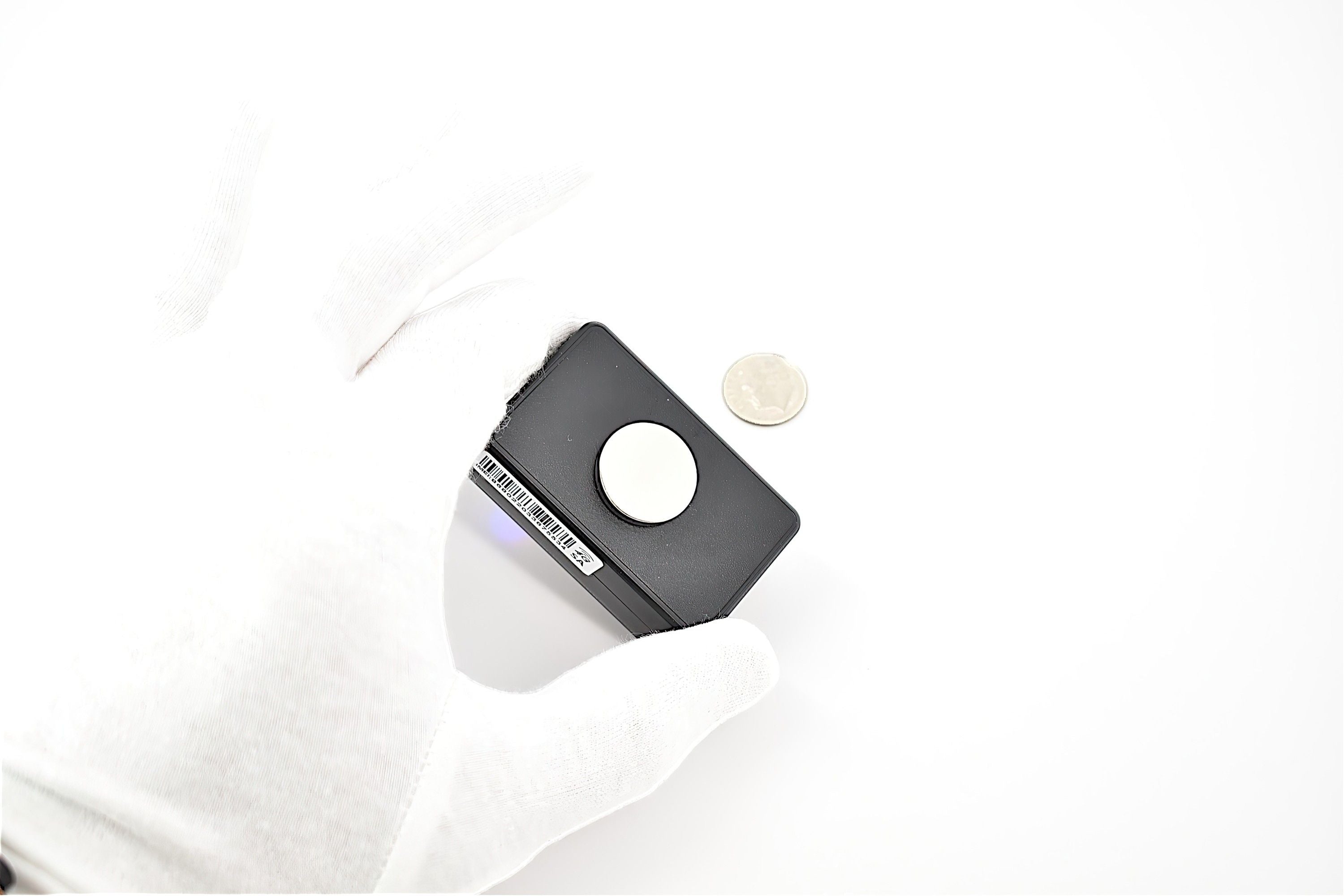 Rechargeable GPS Tracking Device for Cars with Waterproof Case + Magnetic Mount