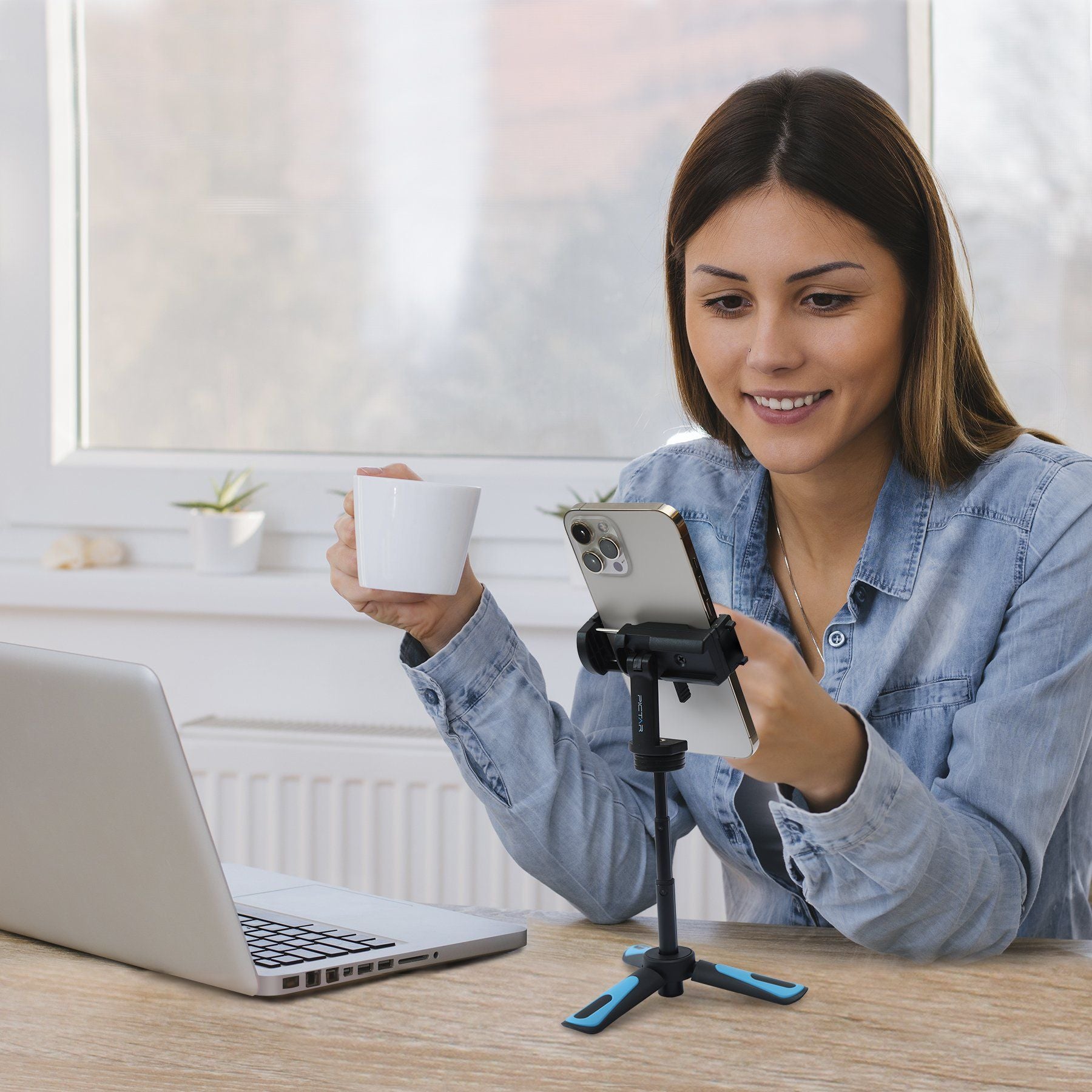 Telescopic Phone Stand(D0102HP6WQW.)