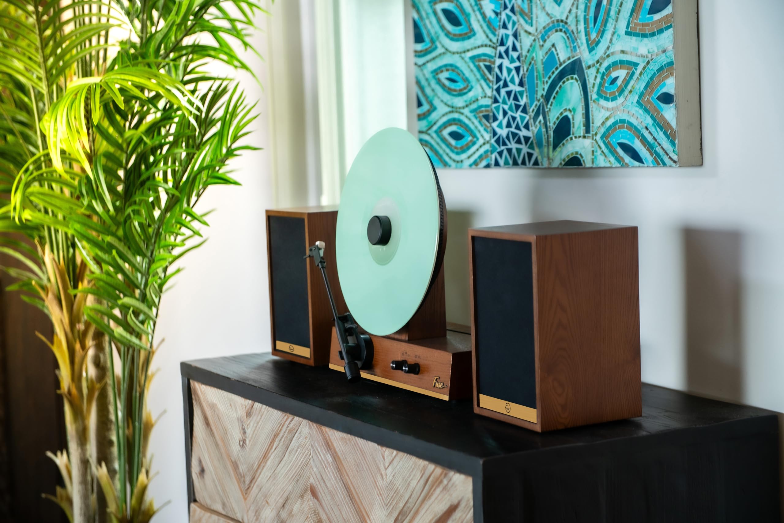 Fuse Audio GLD Vertical Vinyl Record Player